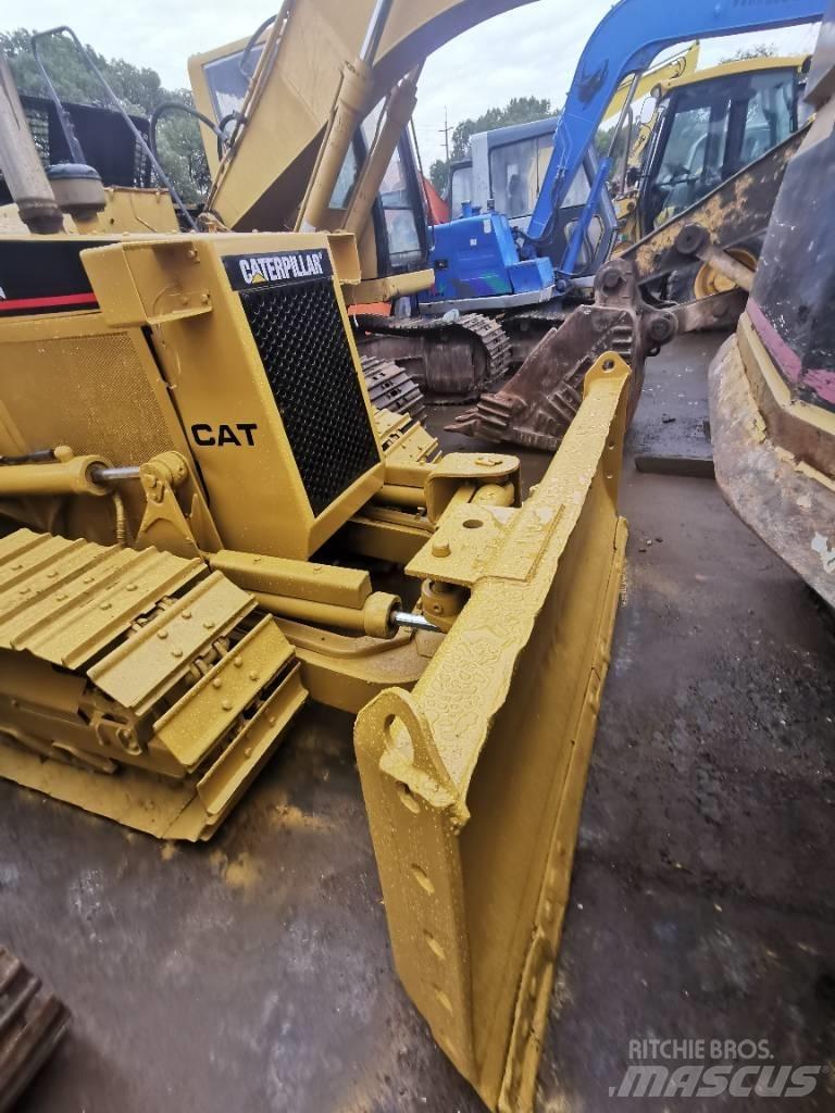 CAT D 3 C 履带式推土机