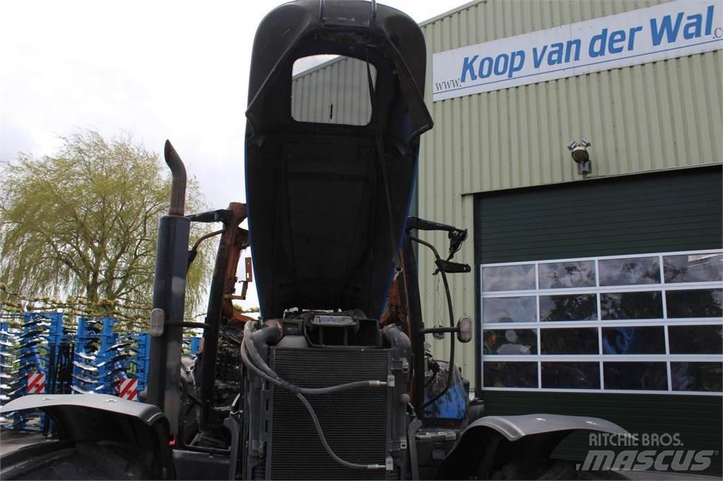 New Holland T7030 拖拉机/农用车