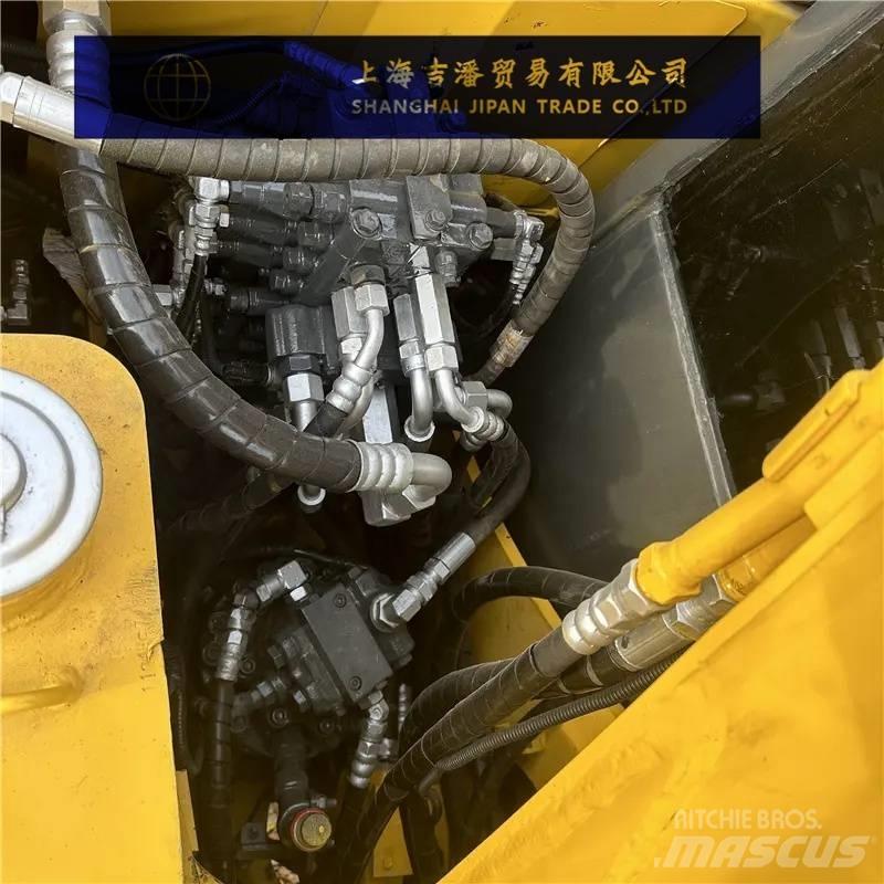 Komatsu PC 70 小型挖掘机
