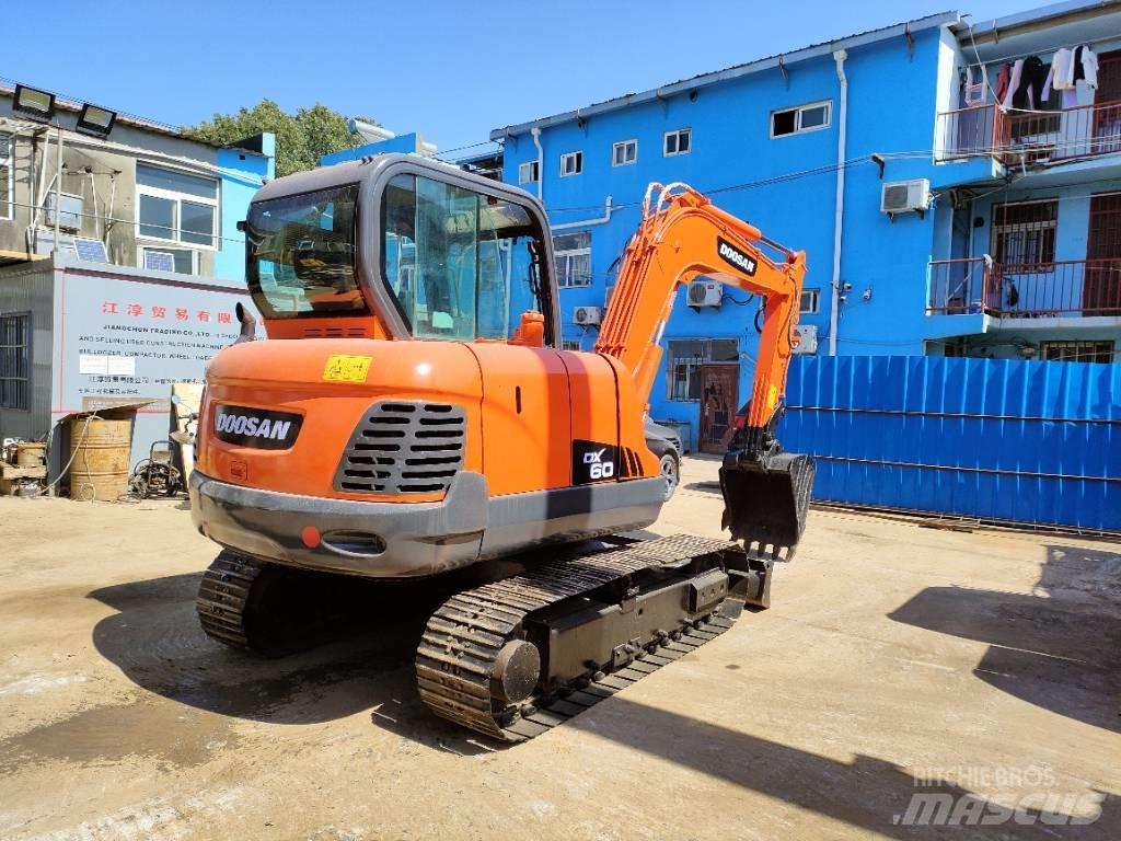 Doosan DX 60 履带挖掘机