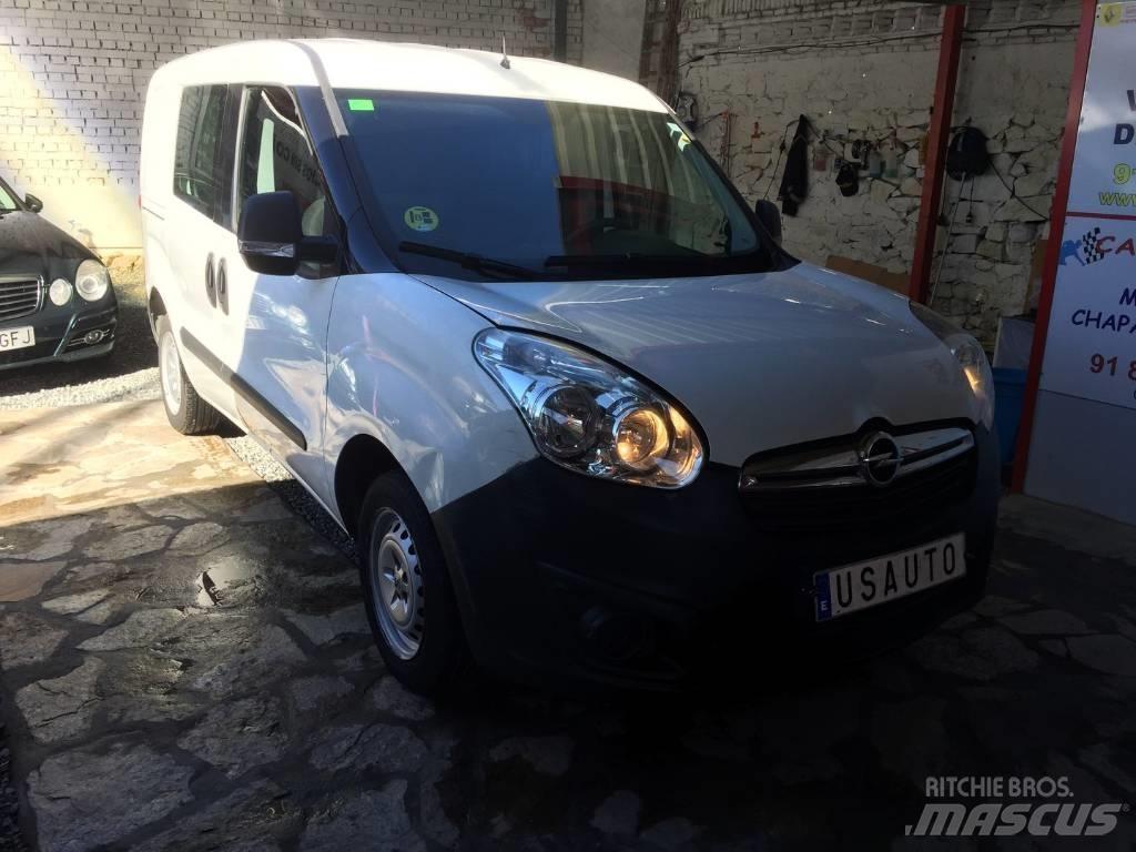 Opel Combo 大型面包车