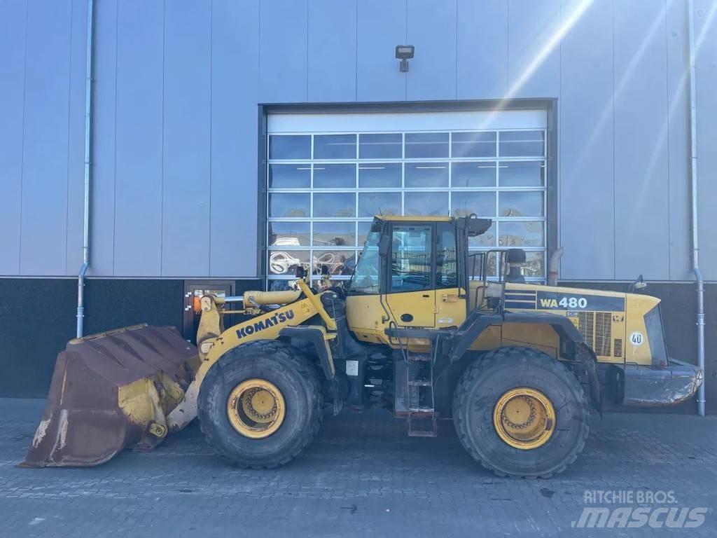 Komatsu WA480-6 轮式装载机