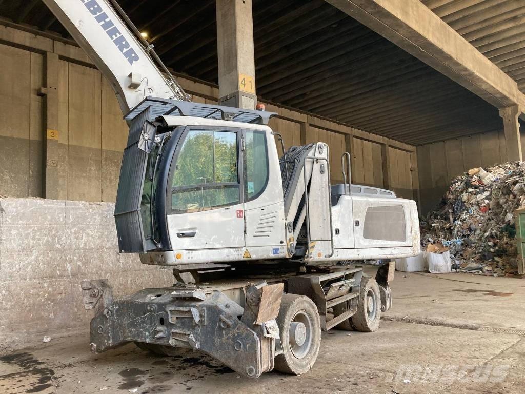 Liebherr LH 30 M 工业挖掘机