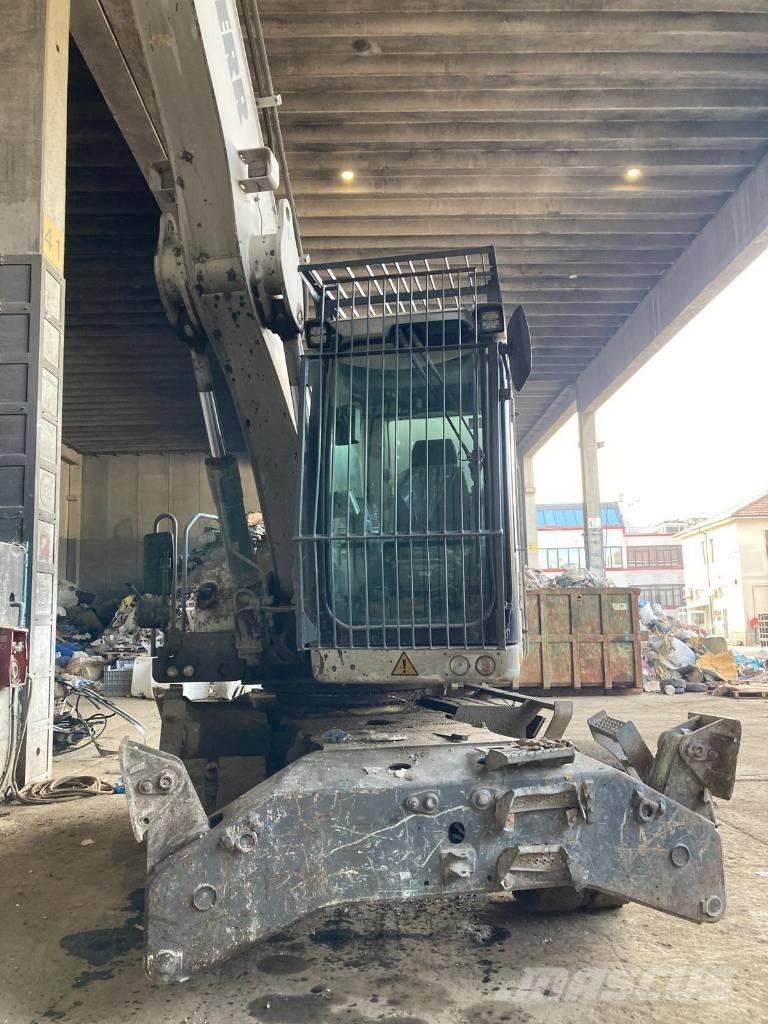 Liebherr LH 30 M 工业挖掘机