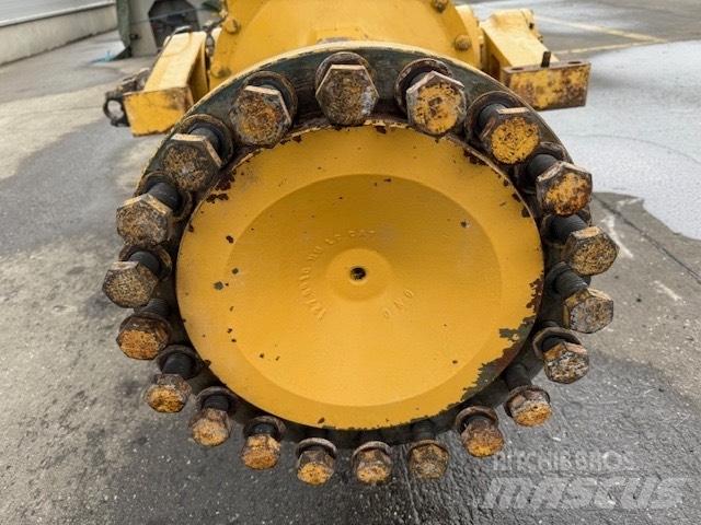 CAT 966 H REAR AXLES 轴