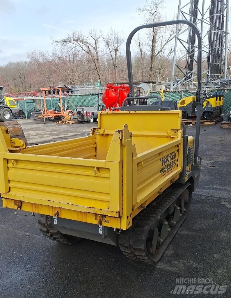 Wacker Neuson DT 15 履带式自卸车