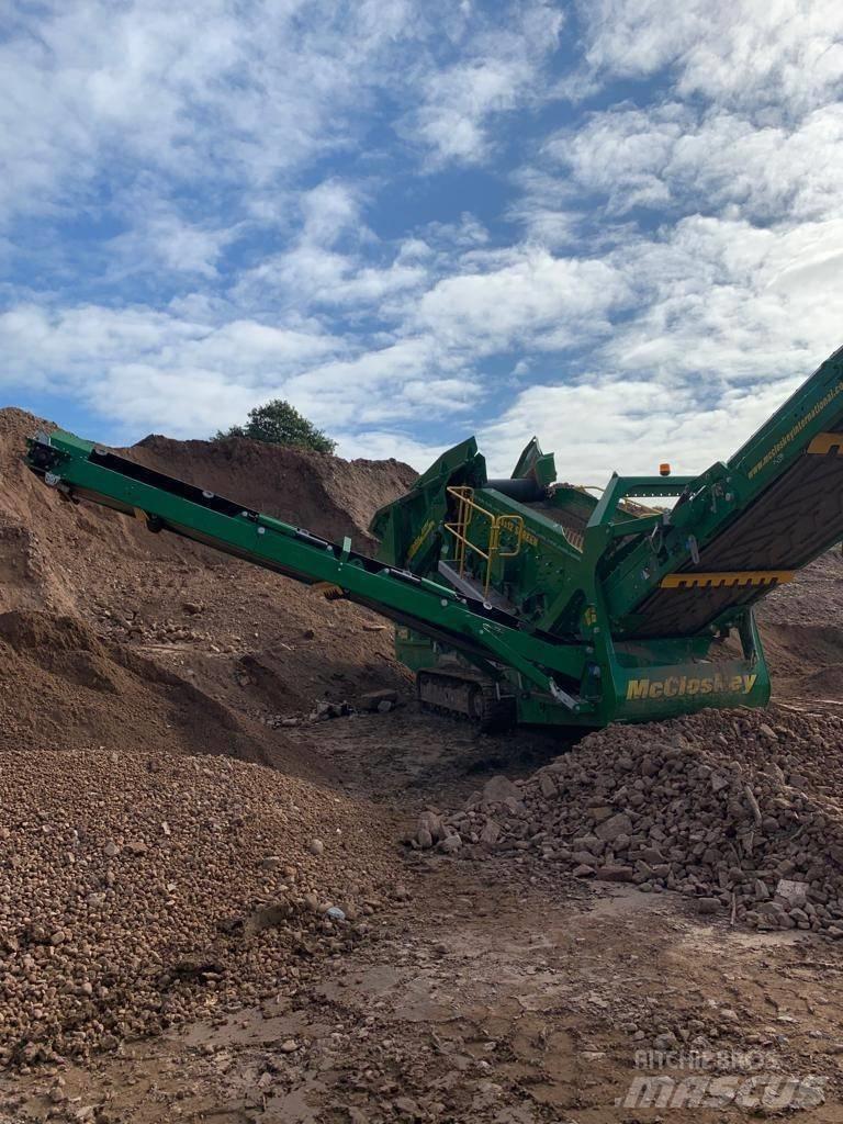 McCloskey R105 振动筛