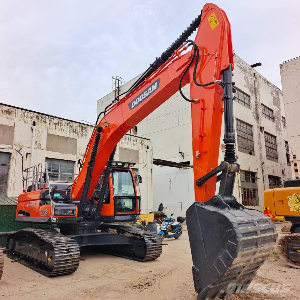 Doosan DX 300 LC-9C 履带挖掘机
