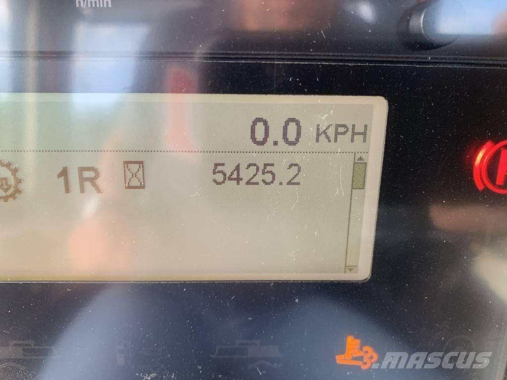 CAT 140 M 3 平地机/推土机