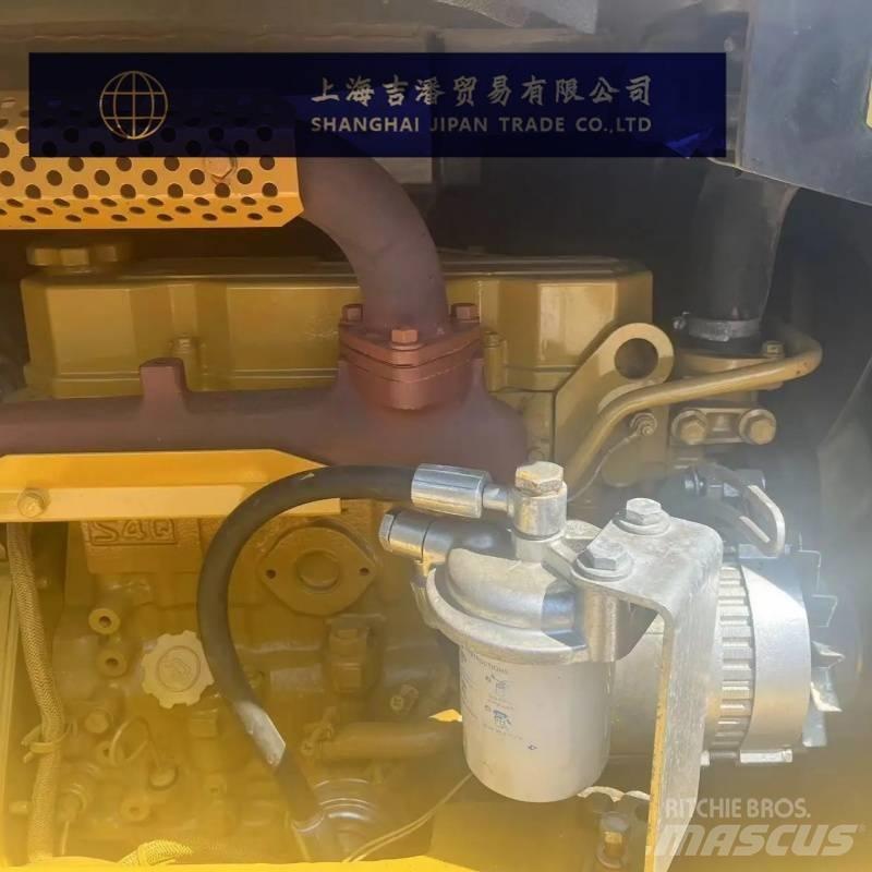 CAT 305C 小型挖掘机
