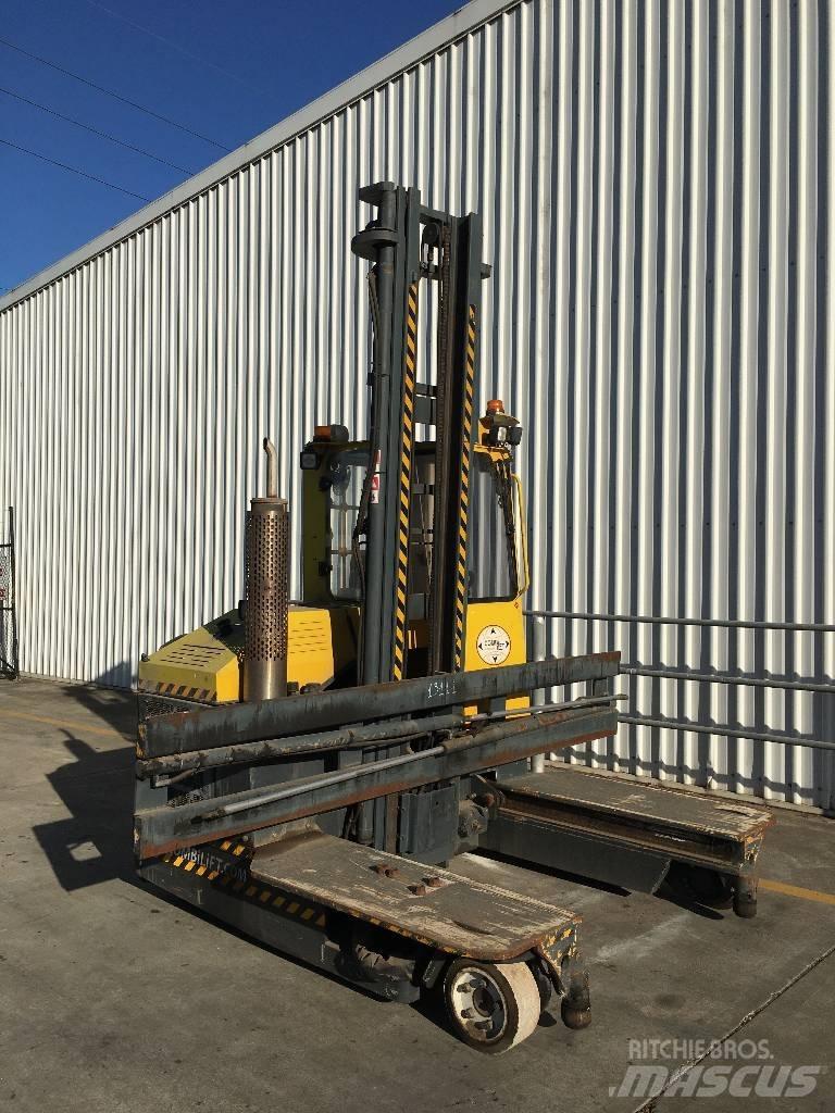 Combilift C 3000 侧卸式铲车