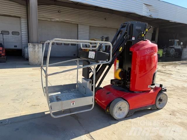 Manitou 100 VJR 客货电梯