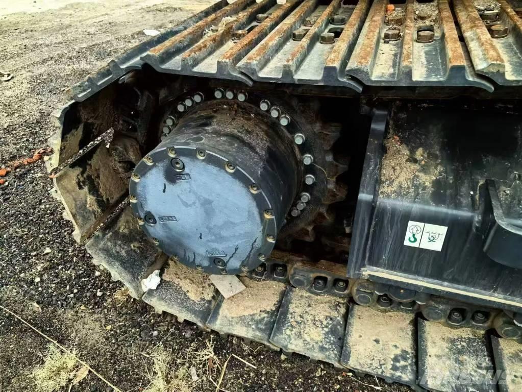 Doosan DX215 履带挖掘机