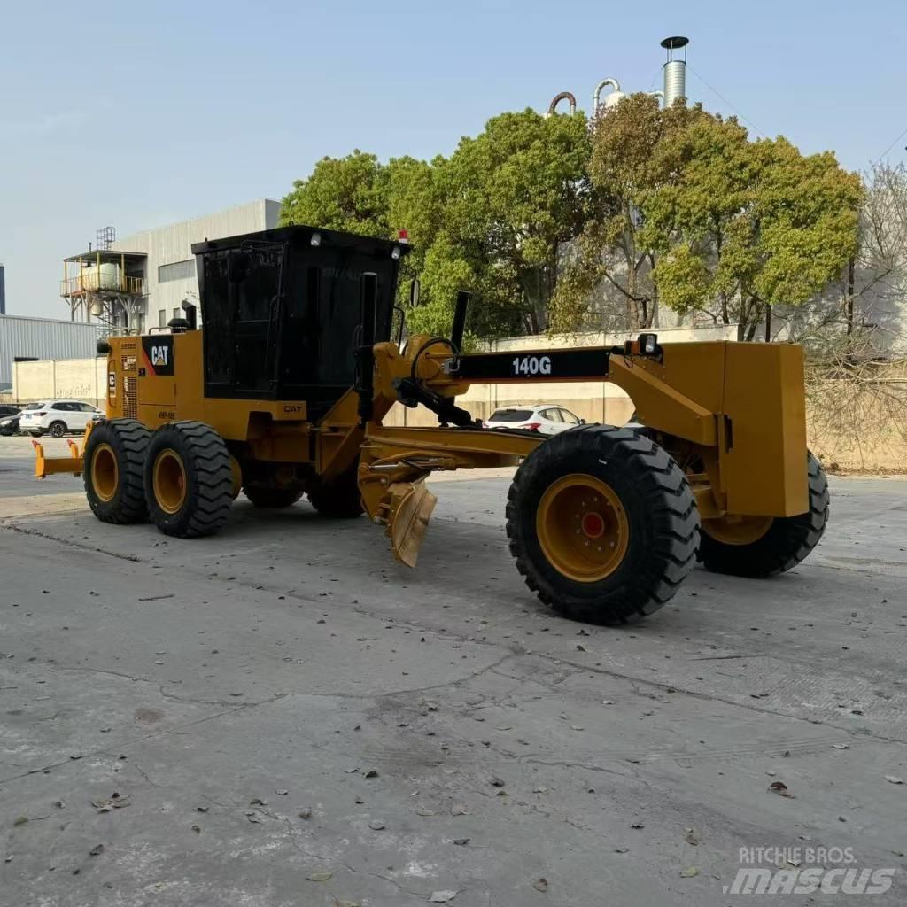 CAT 140 H 平地机/推土机