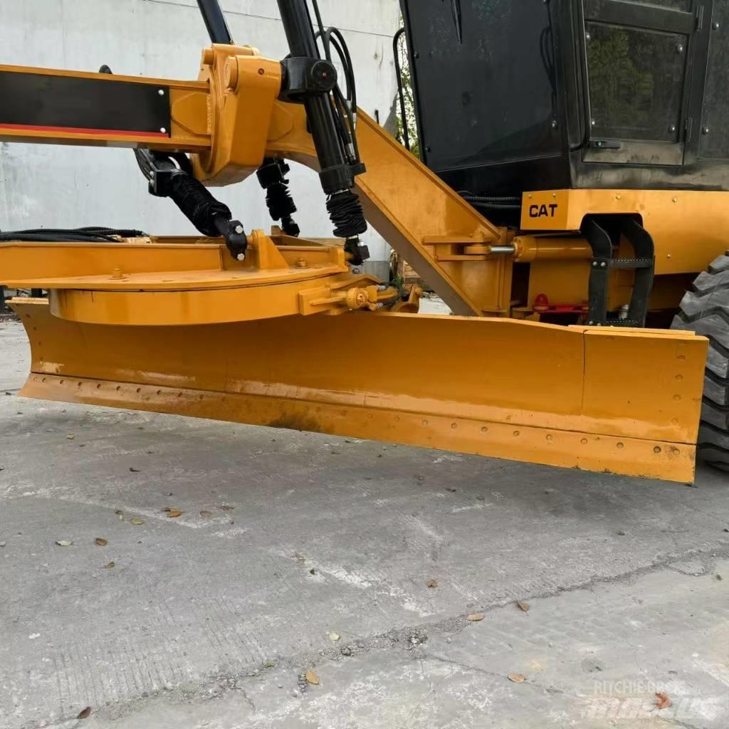 CAT 140 H 平地机/推土机