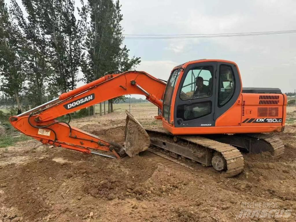 Doosan DX150 履带挖掘机