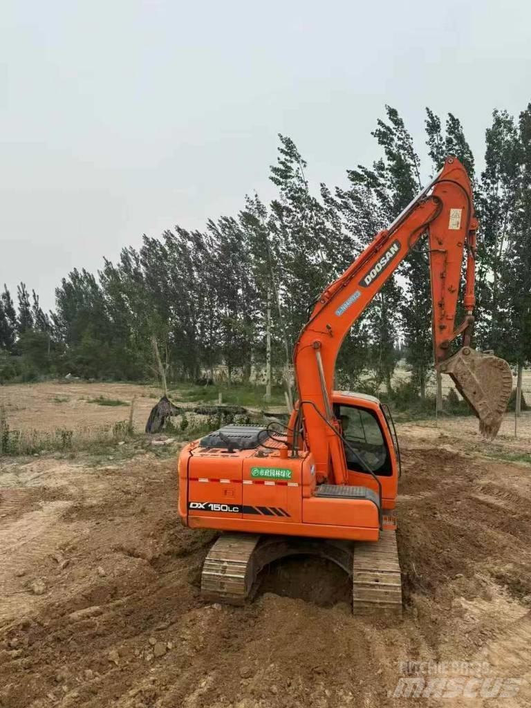 Doosan DX150 履带挖掘机