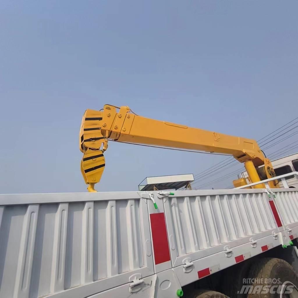 Howo 371 6x4 起重车