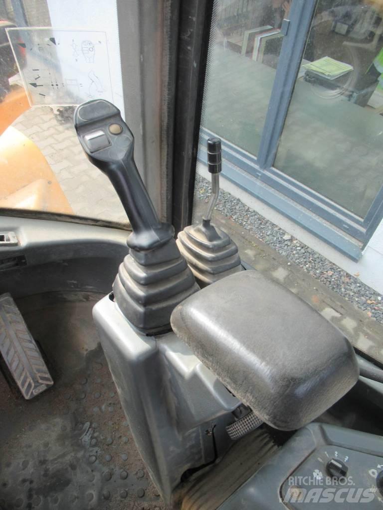 Volvo BM L30B Pro 轮式装载机