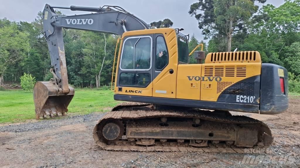 Volvo EC210B 履带挖掘机