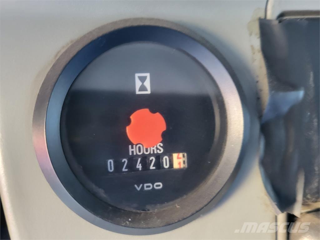 MAN LE 15.220 + HR 平板栏板货车