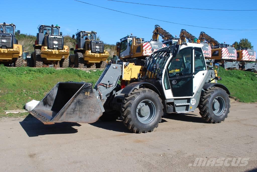 Liebherr T 55-7s 伸缩臂叉装车|叉装车