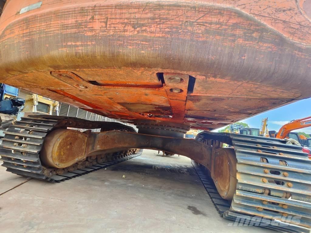 Doosan DX 300 LC 履带挖掘机