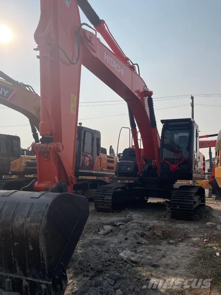 Hitachi ZX 210 履带挖掘机