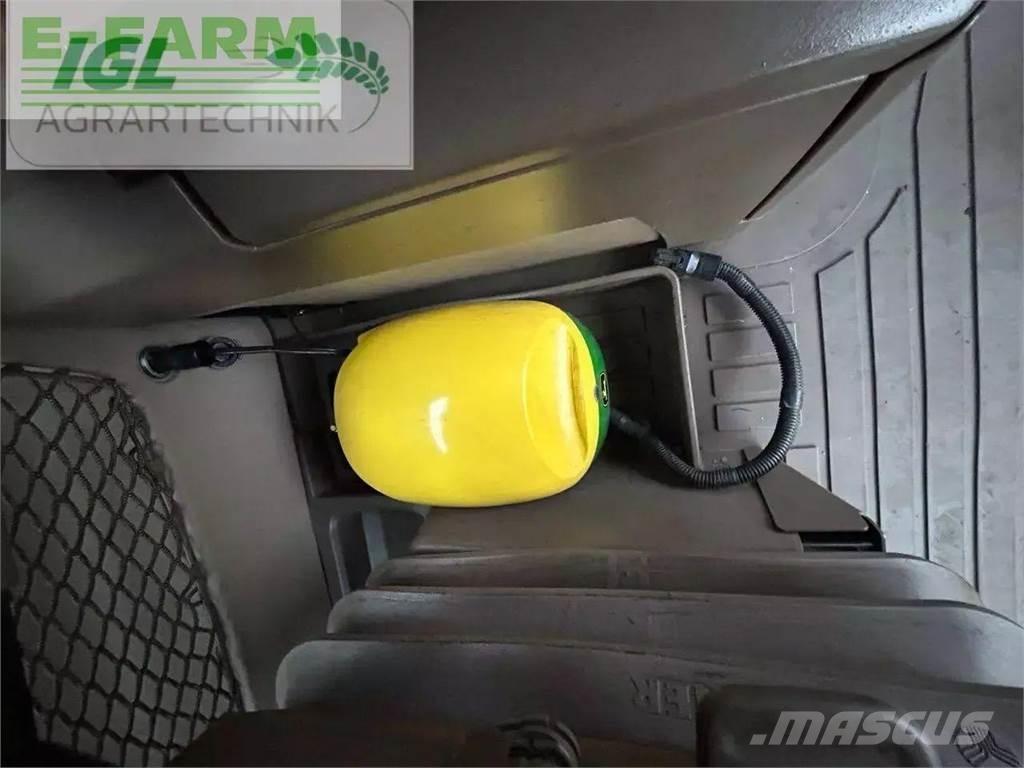 John Deere 9500i 自走式青贮饲料收割机