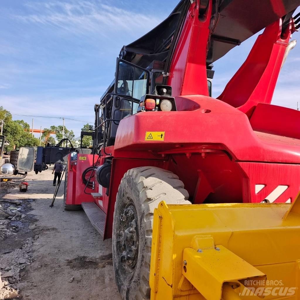 Kalmar DRT 450 正面吊