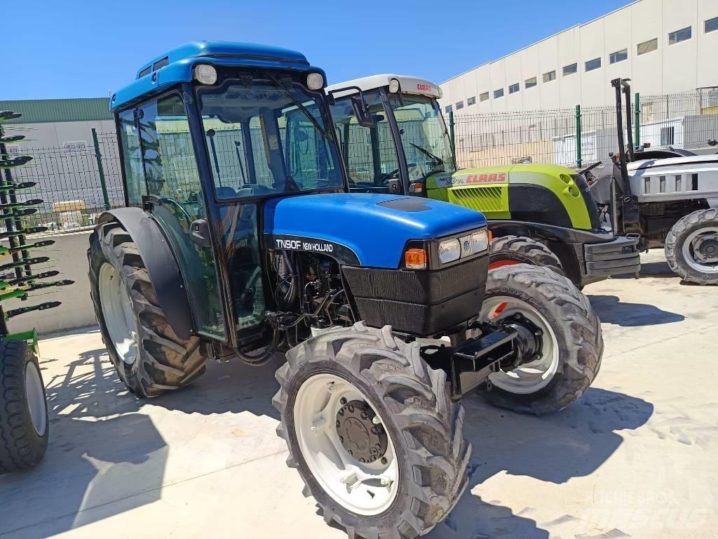 New Holland TN90FC 拖拉机/农用车