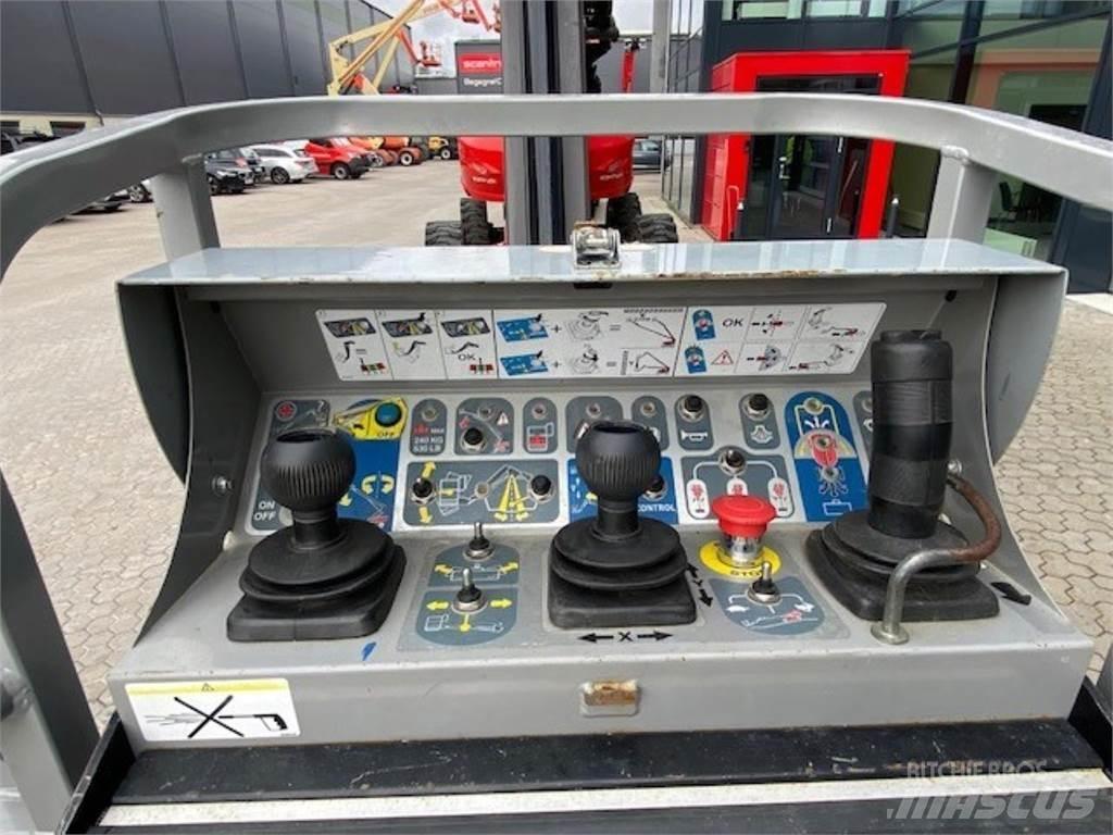 Manitou 280TJ 曲臂高空工作平台