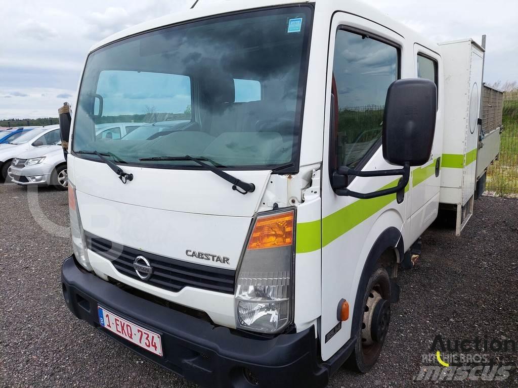 Nissan Cabstar 皮卡车