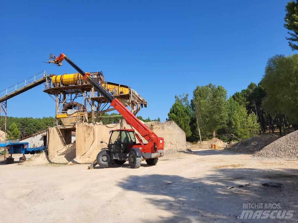 JCB 535-140 535-140 伸缩臂叉装车|叉装车