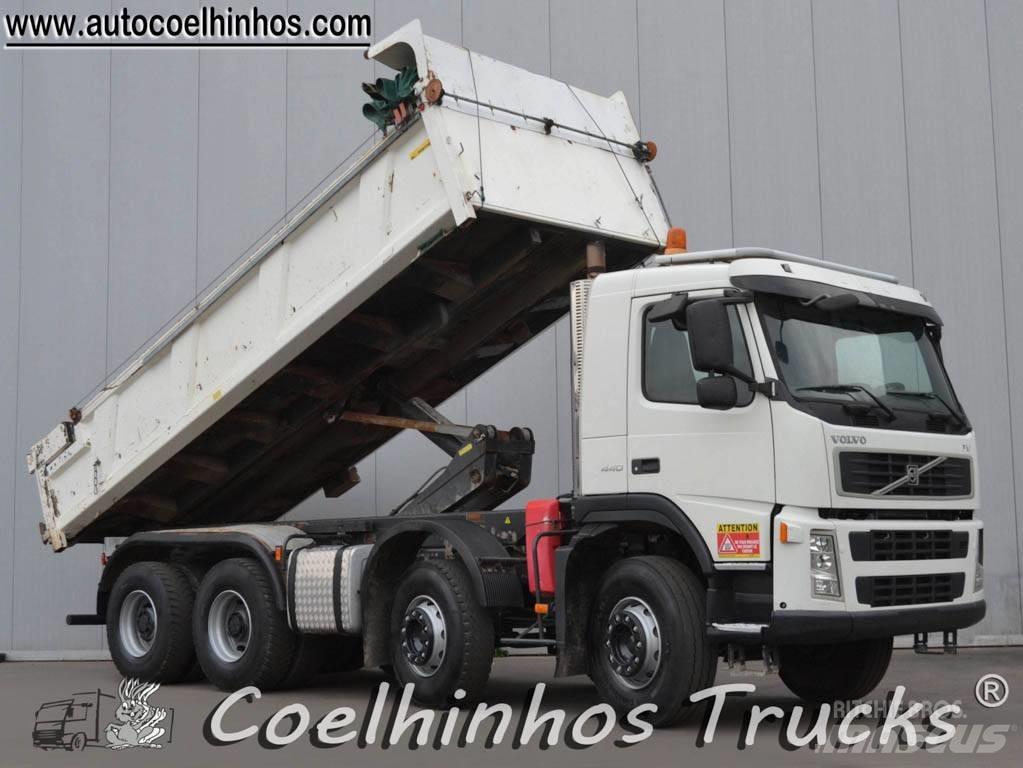 Volvo FM 440  //  8x4 自卸式货车