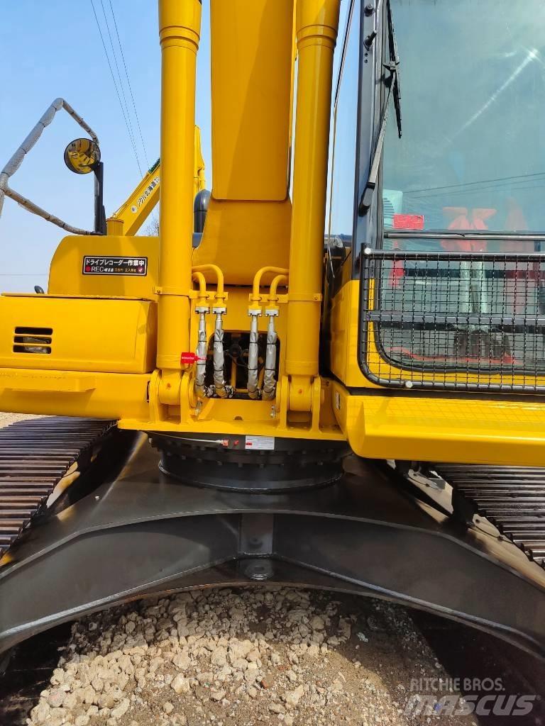 Komatsu PC 220 履带挖掘机