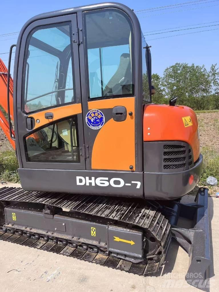 Doosan DH 60-7 小型挖掘机
