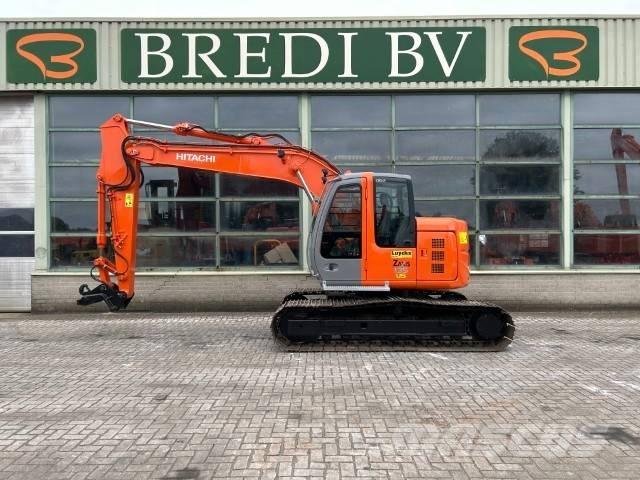 Hitachi ZX 135 US 履带挖掘机