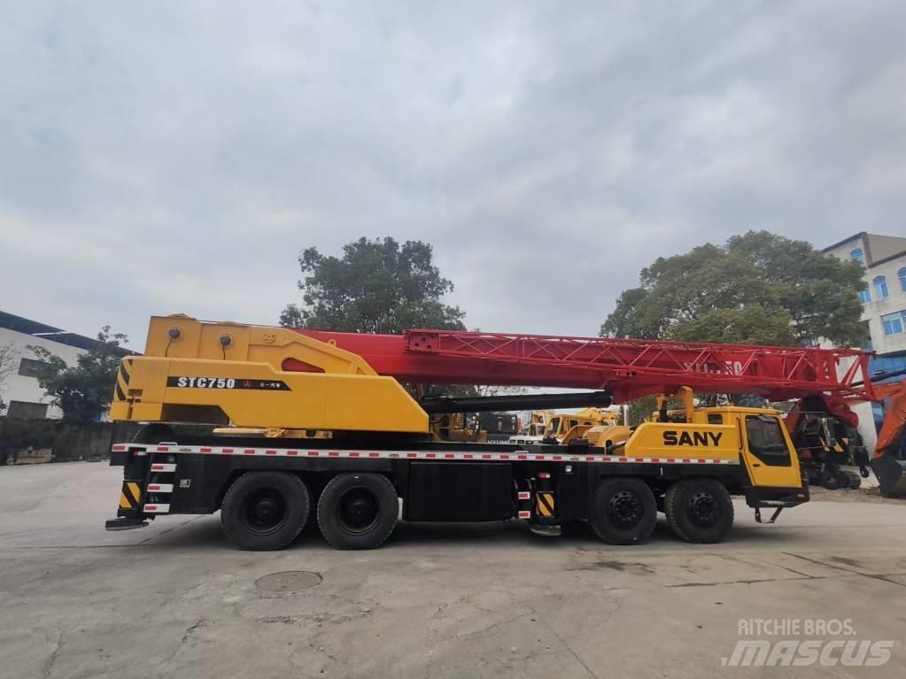 Sany STC 750 吊车起重机、绞车吊货机和物料升降机