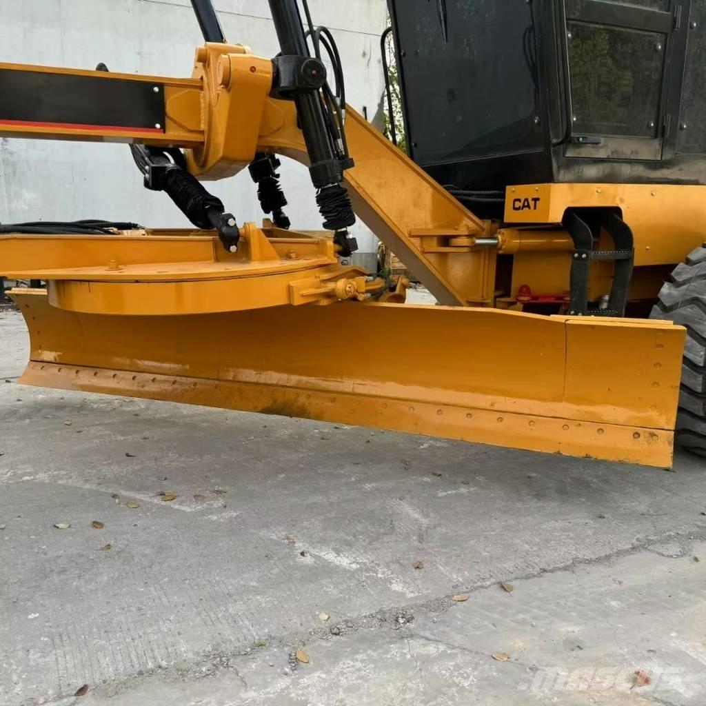 CAT 140G 平地机/推土机