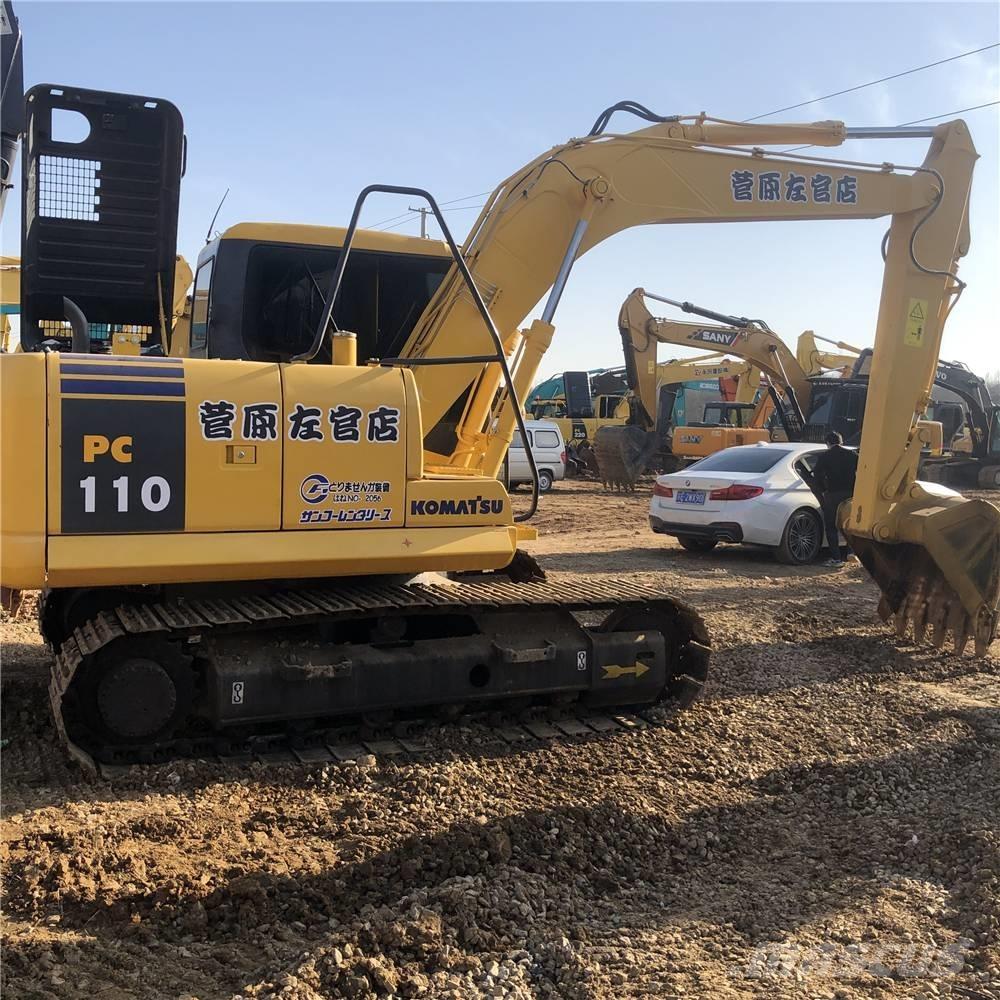 Komatsu PC110-7 中型挖掘机