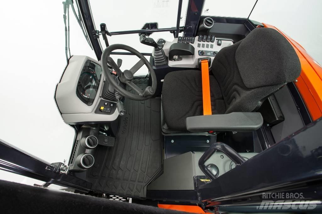 Kubota R 090 轮式装载机