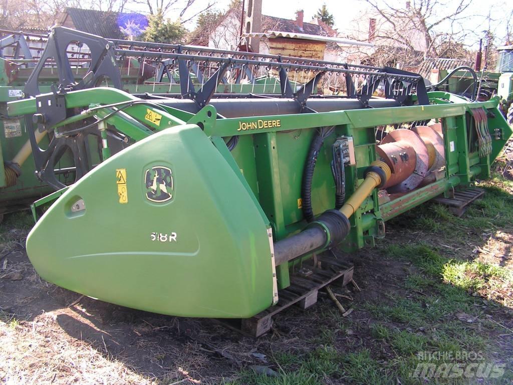 John Deere 618 R 联合收割机头