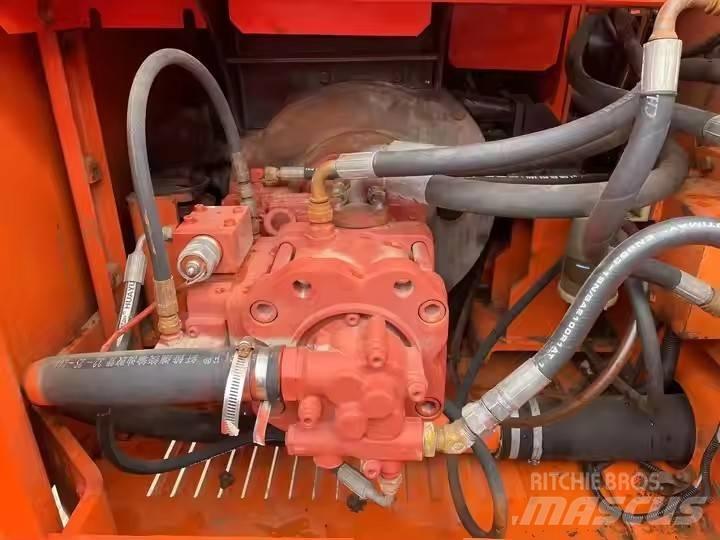 Doosan DH 150 LC-7 履带挖掘机