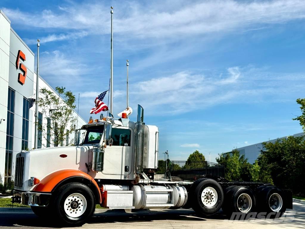 Peterbilt 367 牵引车