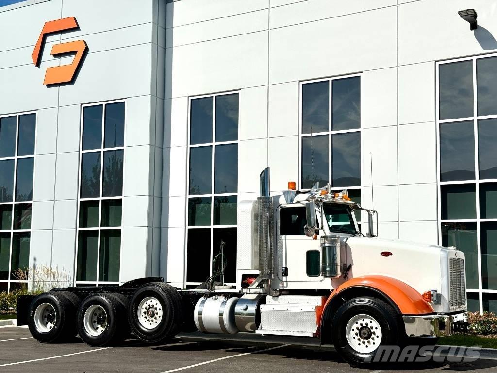 Peterbilt 367 牵引车