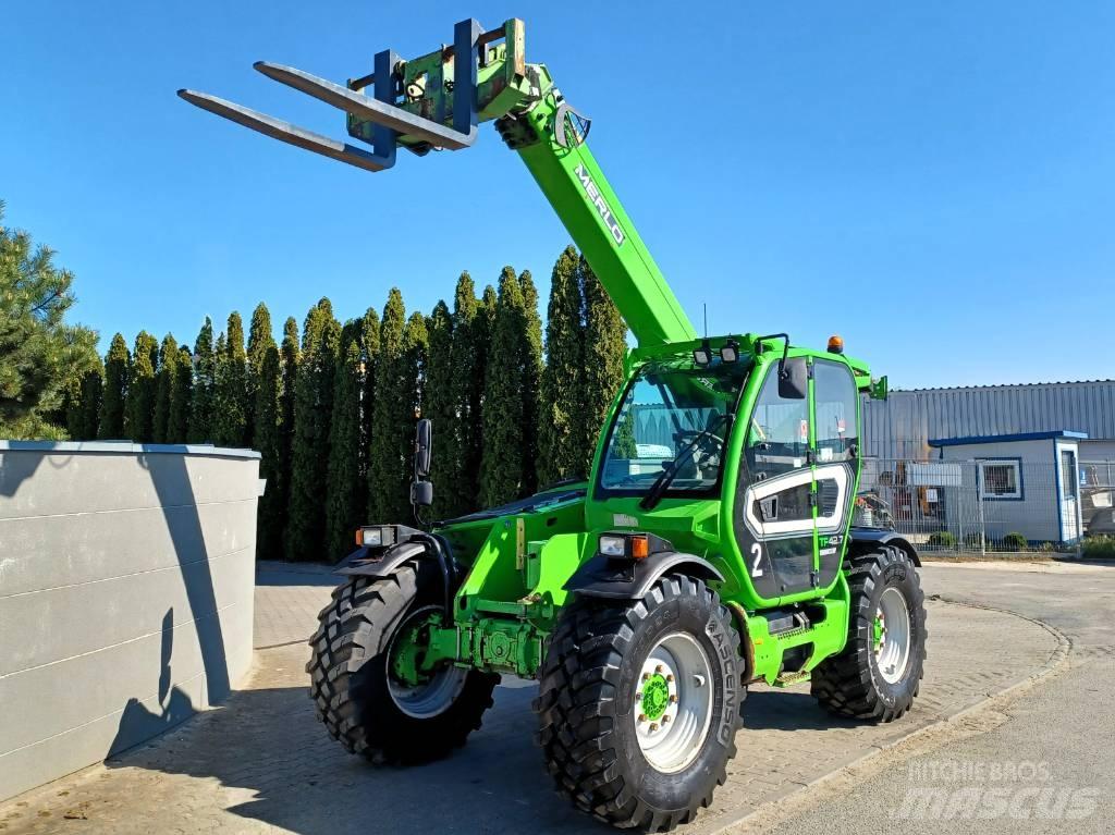 Merlo TF 42.7 伸缩臂叉装车|叉装车