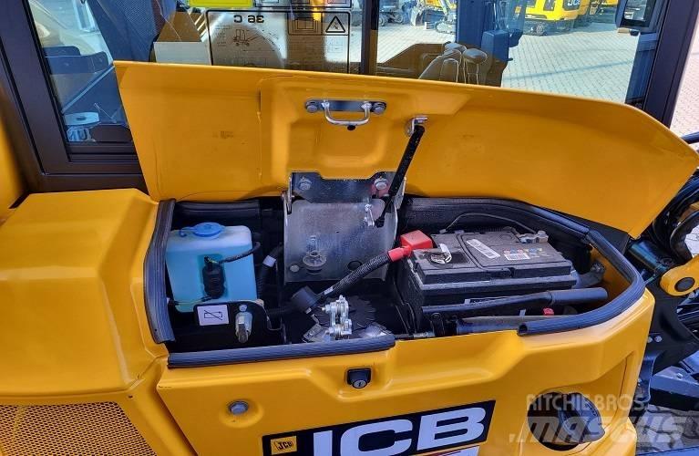 JCB 36 C-1 小型挖掘机