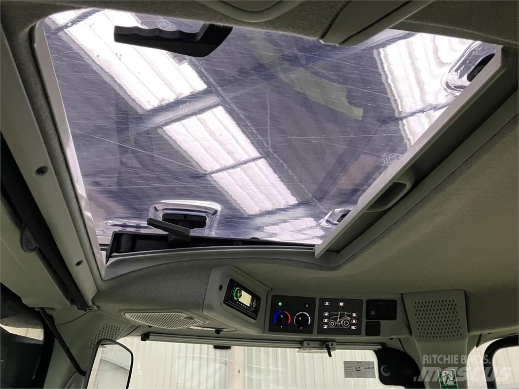 CLAAS Arion 550 拖拉机/农用车