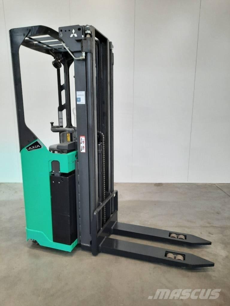 Mitsubishi SBR16N2 行走式堆垛机